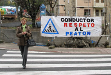 El paso de peatones de Larrasoloeta, un “peligro”