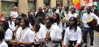 La asociación senegalesa MLomp, galardonada como ejemplo de integración