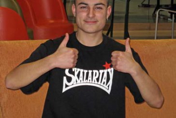 ???Pensaba que iba a ganar el guaperas del pueblo???