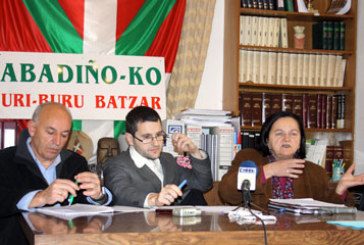 El PNV acusa a Navarro de dirigir el Ayuntamiento de manera ???dictatorial???