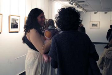 12 grupos visitan la exposición sobre la mujer en el trabajo
