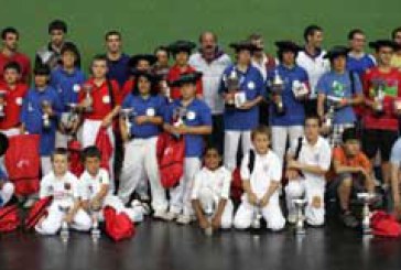 Arranca en Berriz el Torneo Oizpe con representantes en todas las categorías