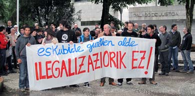 Concentraciones en la comarca contra la ilegalización de Bildu