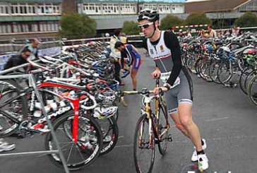 Garai acogerá el domingo su primer triatlón con un recorrido de gran dureza