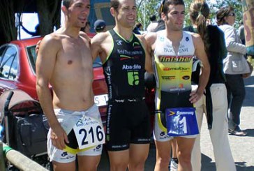 Gorka Bizkarra, campeón en el triatlón de Alto Ebro