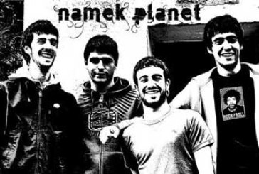 Namek Planetatik gitarra hots indartsuak eta kañarako gogoak