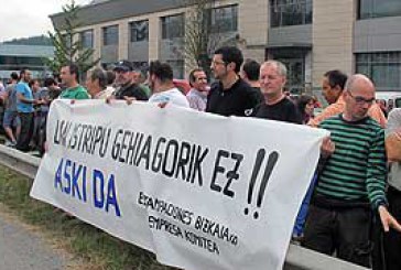 La plantilla de Estampaciones Bizkaia denuncia la muerte de un trabajador
