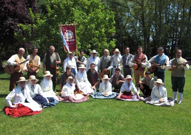 Kriskitin y un grupo menorquín bailarán mañana en Plateruena