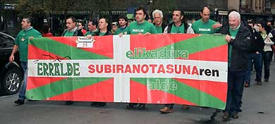 Erralde emplaza a los políticos ???a ponerse a trabajar??? para reactivar el matadero