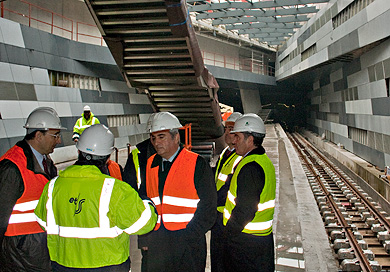 Irigoras pide la firma de un compromiso sobre la fecha final de las obras del soterramiento