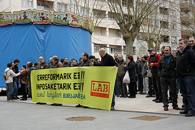 Martxoaren 29rako grebara deitu du LAB sindikatuak
