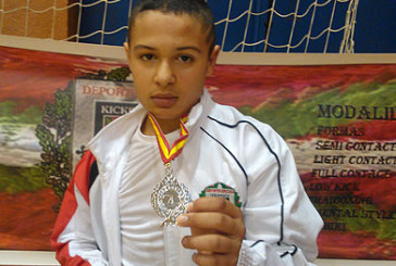 El berriztarra Alex Henderson logra la plata en el Campeonato Nacional de Kickboxing
