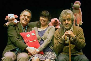 El zornotzarra Javi Renobales presenta ???Alabatxo???, premio al mejor espectáculo en FETEN