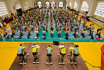 150 pertsonek bat egin dute euskararen aldeko spinning maratoiarekin