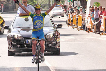 Emma Pooley se impone con autoridad en la Emakumeen Saria de Durango