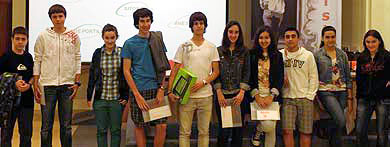 Asier Agirre, del centro zornotzarra Karmengo Ama, gana el concurso de Maristak