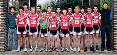 Los jóvenes de Beste Alde-Orue eskola se preparan para la Bizkaiko Itzulia