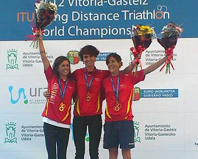 La iurretarra Gurutze Frades corona el noveno puesto en el Mundial de Triatlón de Gasteiz