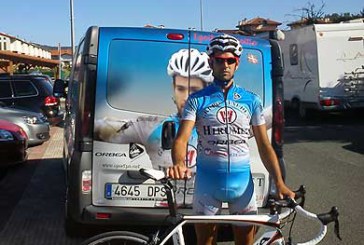 Egoitz Murgoitio se impone al sprint en Aretxabaleta