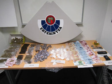 Detenido en Abadiño un vecino de Berriz acusado de traficar con drogas en la comarca