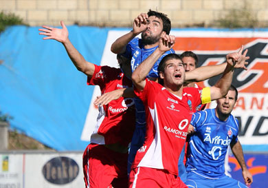 Contundente primera victoria del Amorebieta