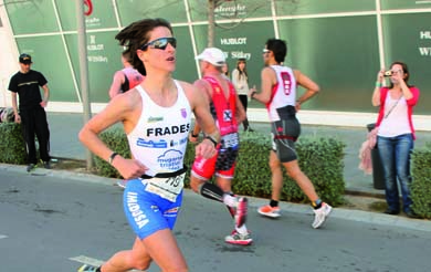 Gurutze Frades vuelve a ser campeona de España de Triatlón de larga distancia