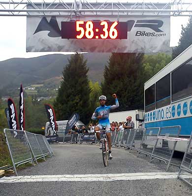 Primera victoria de la temporada para Murgoitio, que lidera el torneo Superprestigio
