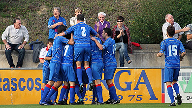 Un imparable Amorebieta vence al Bilbao Athletic y se cuela en el cuarto puesto