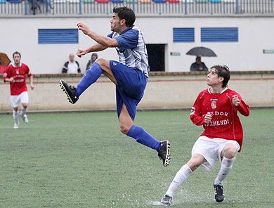 Amorebieta y Cultural golean y escalan a los primeros puestos de sus categorías