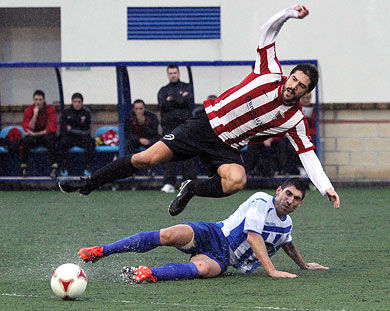 El Amorebieta frena su racha de victorias a la espera de recibir al líder