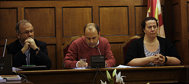 PNV y Bildu aprueban por unanimidad las tasas e impuestos para 2013