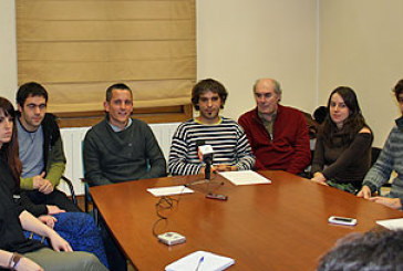 Bildu y Aralar no asisten al pleno para eludir ???ser cómplices??? de la gestión