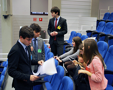 Lauaxeta Ikastolako ikasleak Estatu mailako Europar Gazte Parlamentuan izango dira