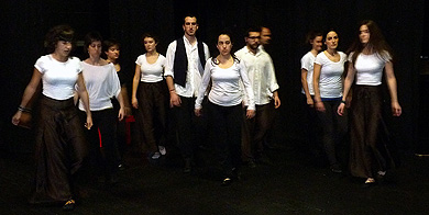 Migrazioen inguruko ikuskizun berria aurkeztuko du Kriskitin Dantza Taldeak