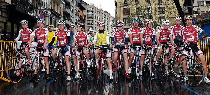 El ciclista profesional Egoitz García dará la salida del Trofeo Tabira Junior de Durango