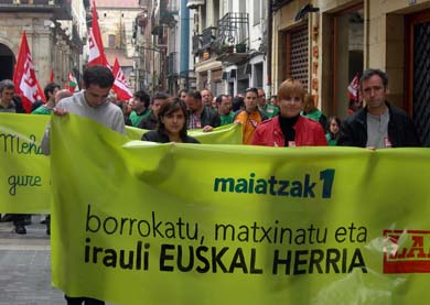 Alertan de que casi 2.000 personas viven en el umbral de la pobreza en Durangaldea