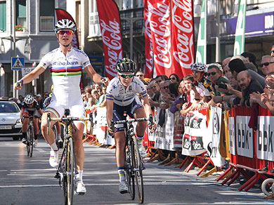 La clásica Durango-Durango reunirá a las máximas figuras del ciclismo femenino mundial