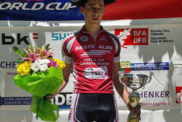 El durangués Markel de la Fuente gana al sprint en Igorre