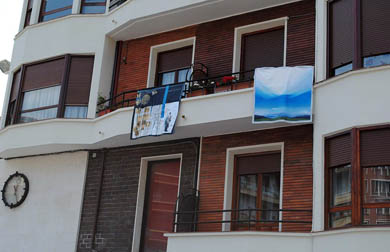 La pintura al aire libre y los ‘Zintzilik’ llenarán de color las calles de Amorebieta