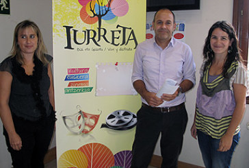 La biblioteca de Iurreta organiza grupos para practicar inglés, francés y alemán