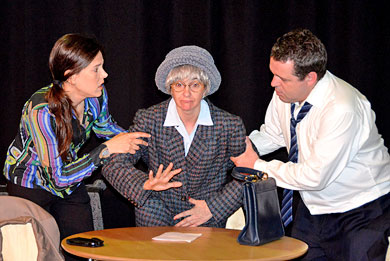 San Agustín une a diferentes generaciones en torno al teatro en su apertura de temporada