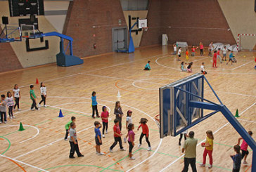 Amorebieta invierte 100.000 euros en mejorar la cancha de baloncesto de Larrea