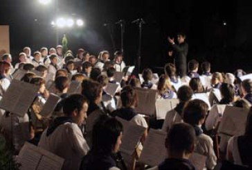 El XIX Txistu Kontzertua reúne mañana a 160 músicos sobre el escenario de Landako Gunea