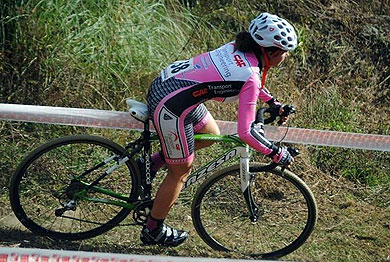 La elorriarra Aroa Gorostiza se estrena con un cuarto puesto en el ciclocross de Karrantza