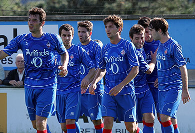 Amorebieta y Cultural mantienen sus opciones de engancharse a los play off