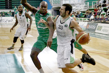 Un impresionante segundo cuarto marca la victoria del Zornotza ante el líder