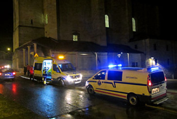 Dos mujeres de 81 y 79 años, heridas tras ser atropelladas frente a la iglesia de Berriz