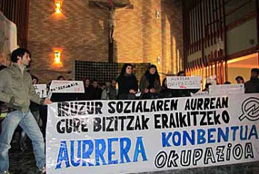 Los jóvenes que ocuparon un convento en Durango rechazan desalojarlo pese al auto judicial