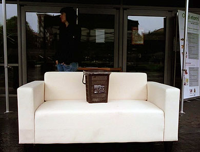 La campaña para implantar el contenedor marrón convence a 150 familias zornotzarras