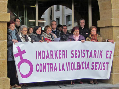 Amorebieta y Durango centran sus declaraciones en las agresiones a mujeres jóvenes